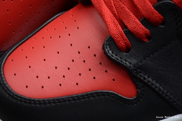 432001-001 Banned Retro Air 1 Jordan 0819